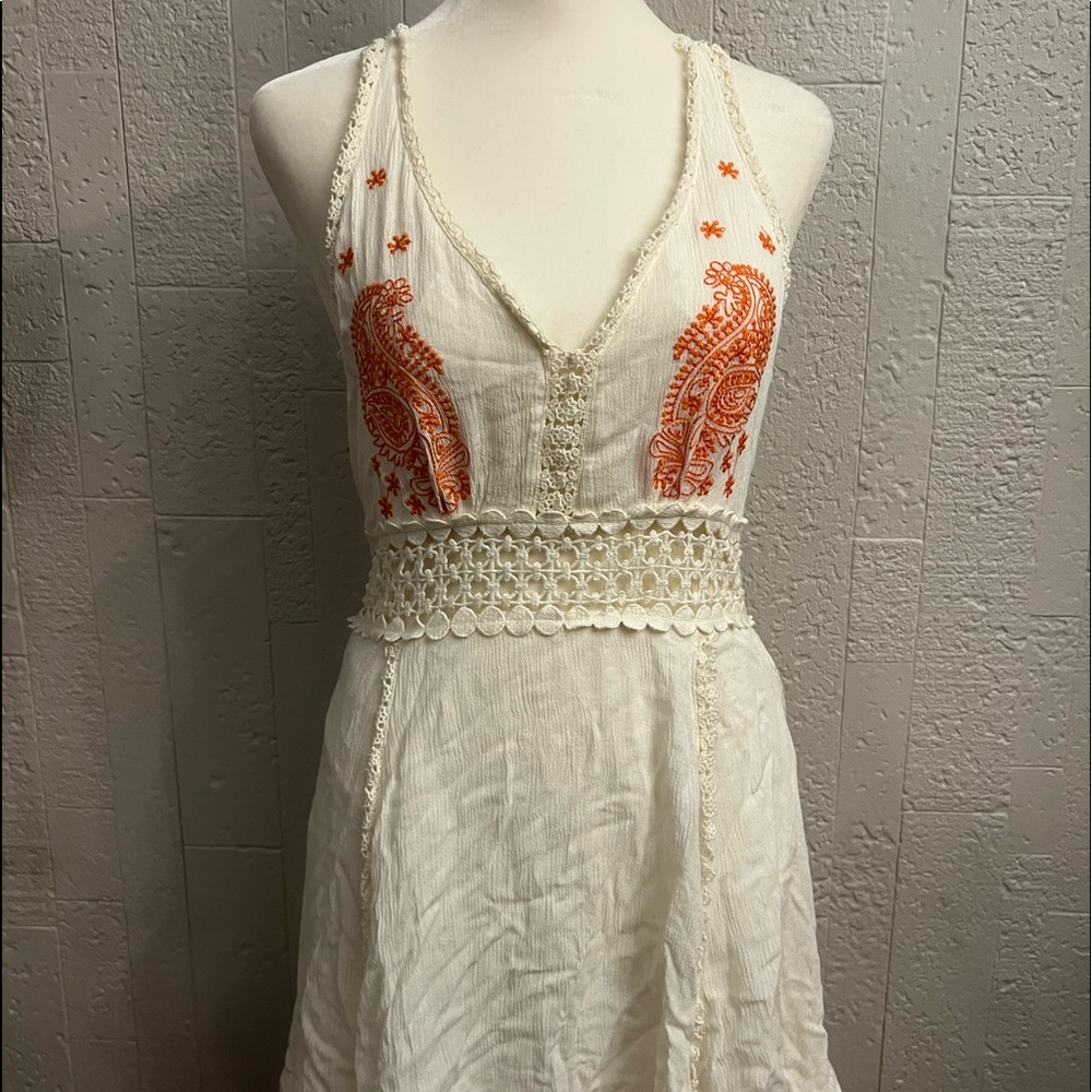 size medium dress